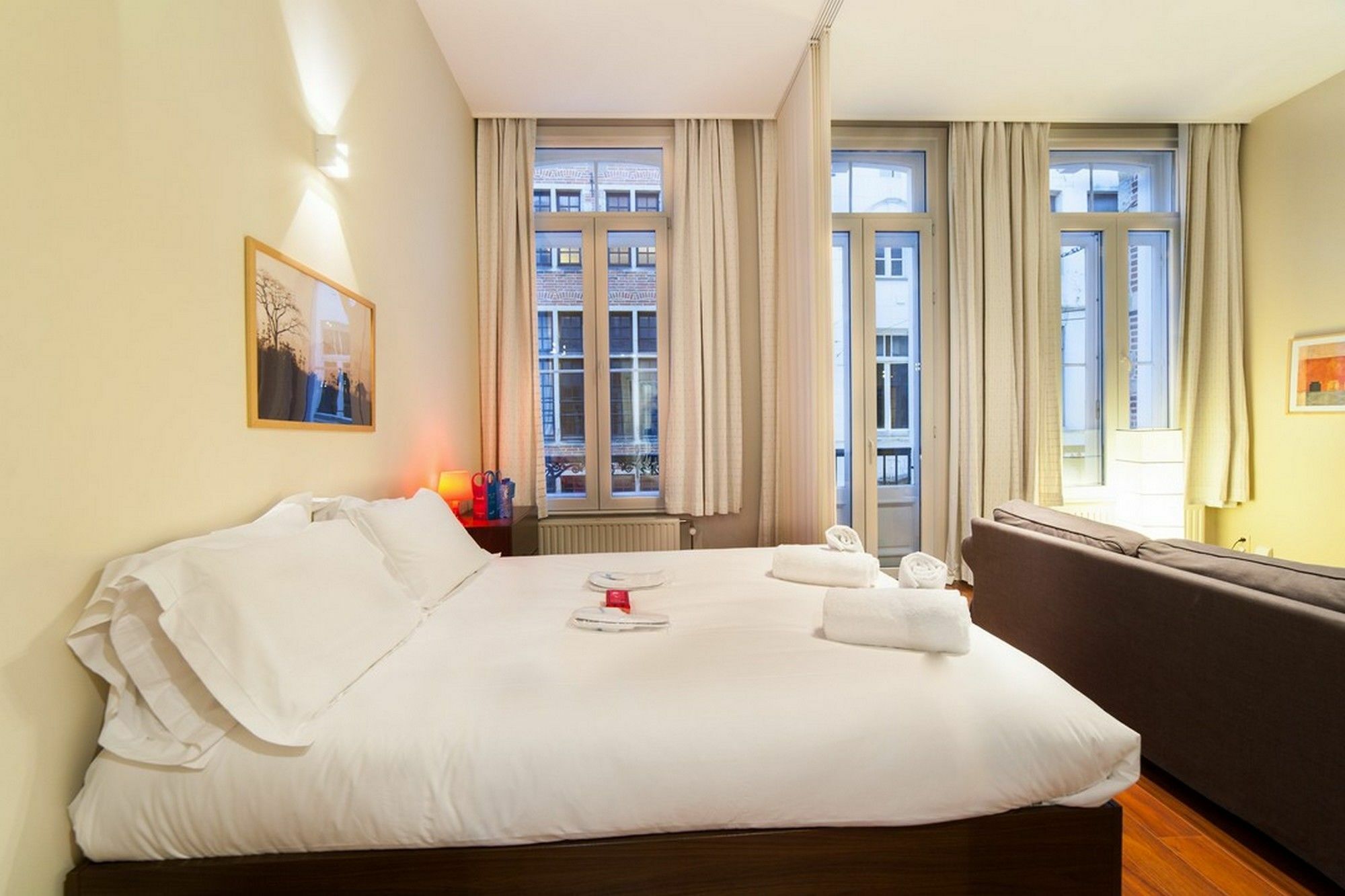 Sweet Inn Apartments - Grand Place Bryssel Exteriör bild