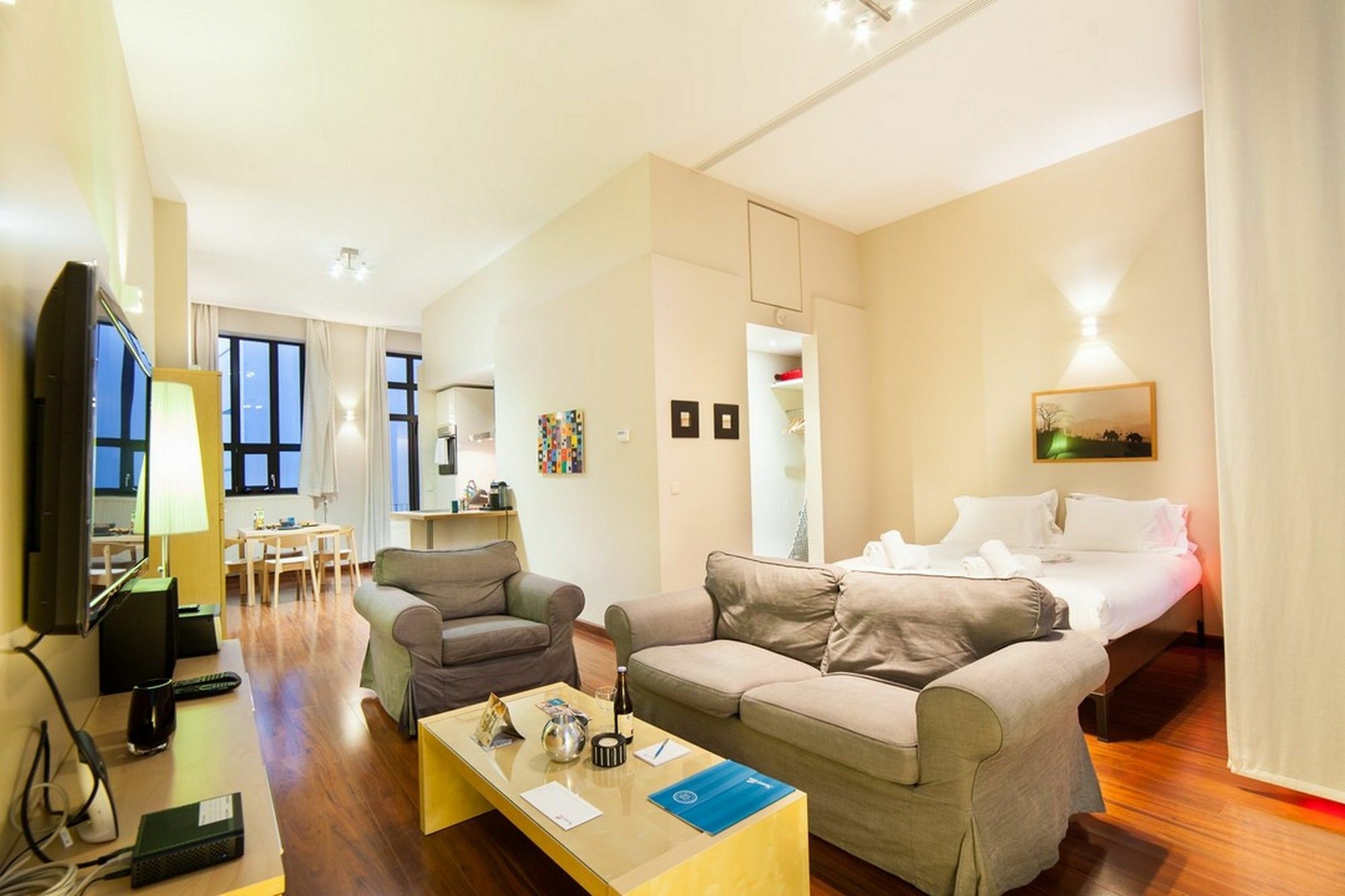 Sweet Inn Apartments - Grand Place Bryssel Exteriör bild